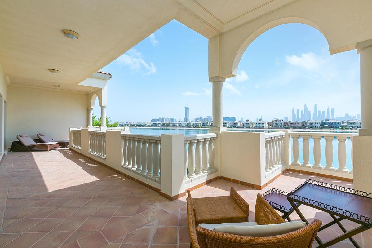 Kennedy Towers - Signature K Villa Beach Mansion Dubai Bagian luar foto